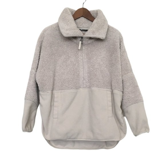 The North Face Half Zip Fleece Jacket - Picture 1 of 12